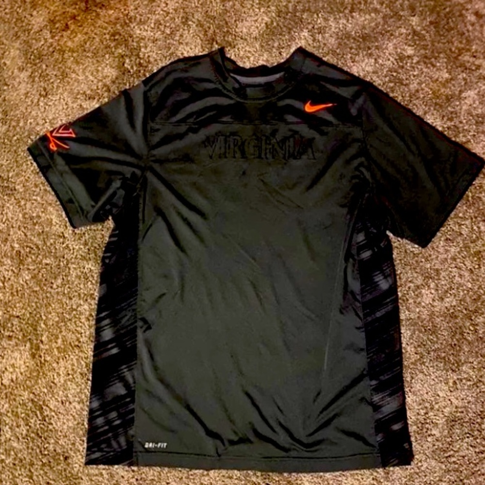 Nike Dri-Fit Shirt